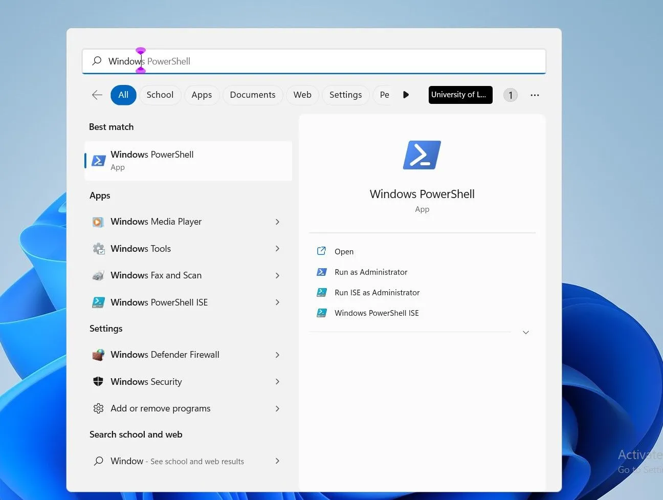 Ảnh chụp màn hình Windows hiển thị kết quả tìm kiếm &quot;Windows PowerShell&quot; trong thanh tìm kiếm, minh họa cách truy cập công cụ.