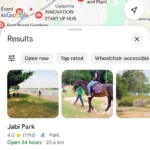 Bản đồ Google Maps hiển thị các điểm tham quan tại Abuja, minh họa tính năng định vị khi du lịch một mình.