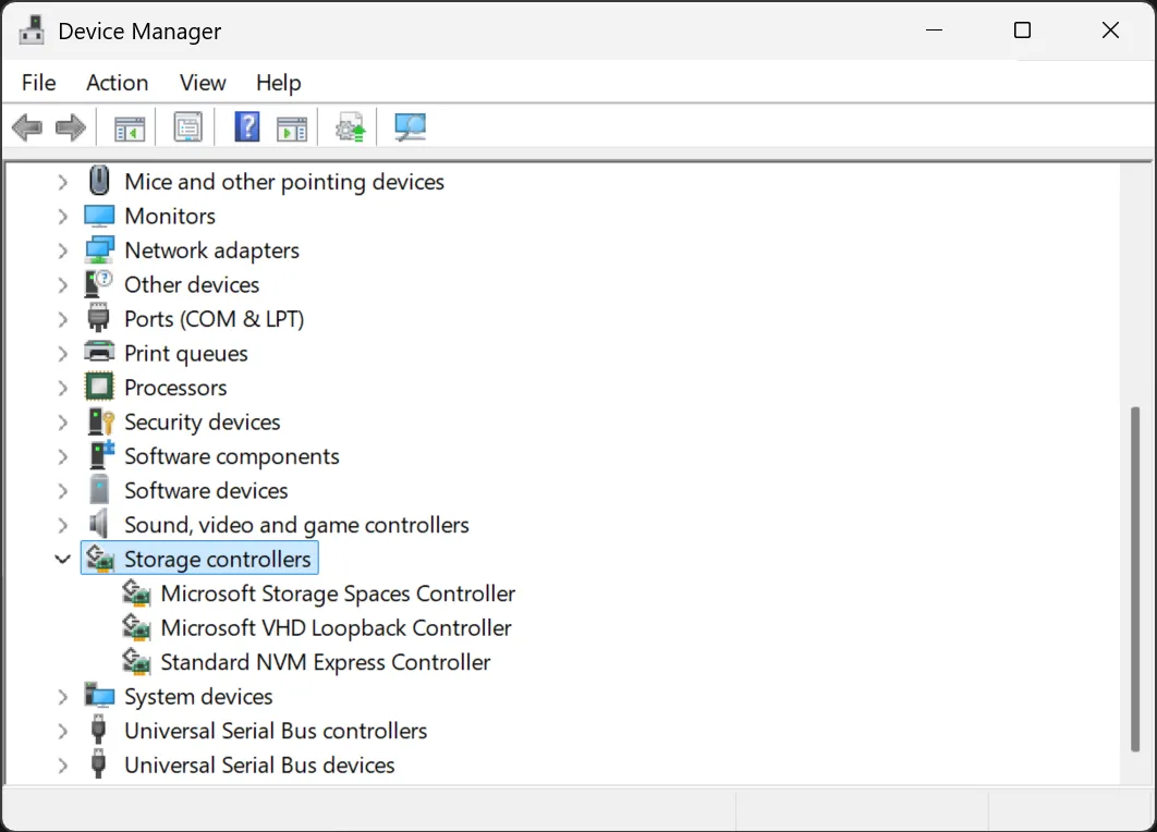 Bộ điều khiển lưu trữ NVMe được tô sáng trong Trình quản lý Thiết bị Windows để kiểm tra driver.