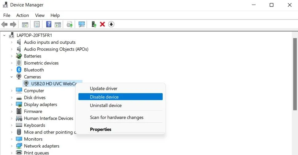 Cách tắt webcam tích hợp thông qua Device Manager trên Windows để ngăn chặn truy cập trái phép
