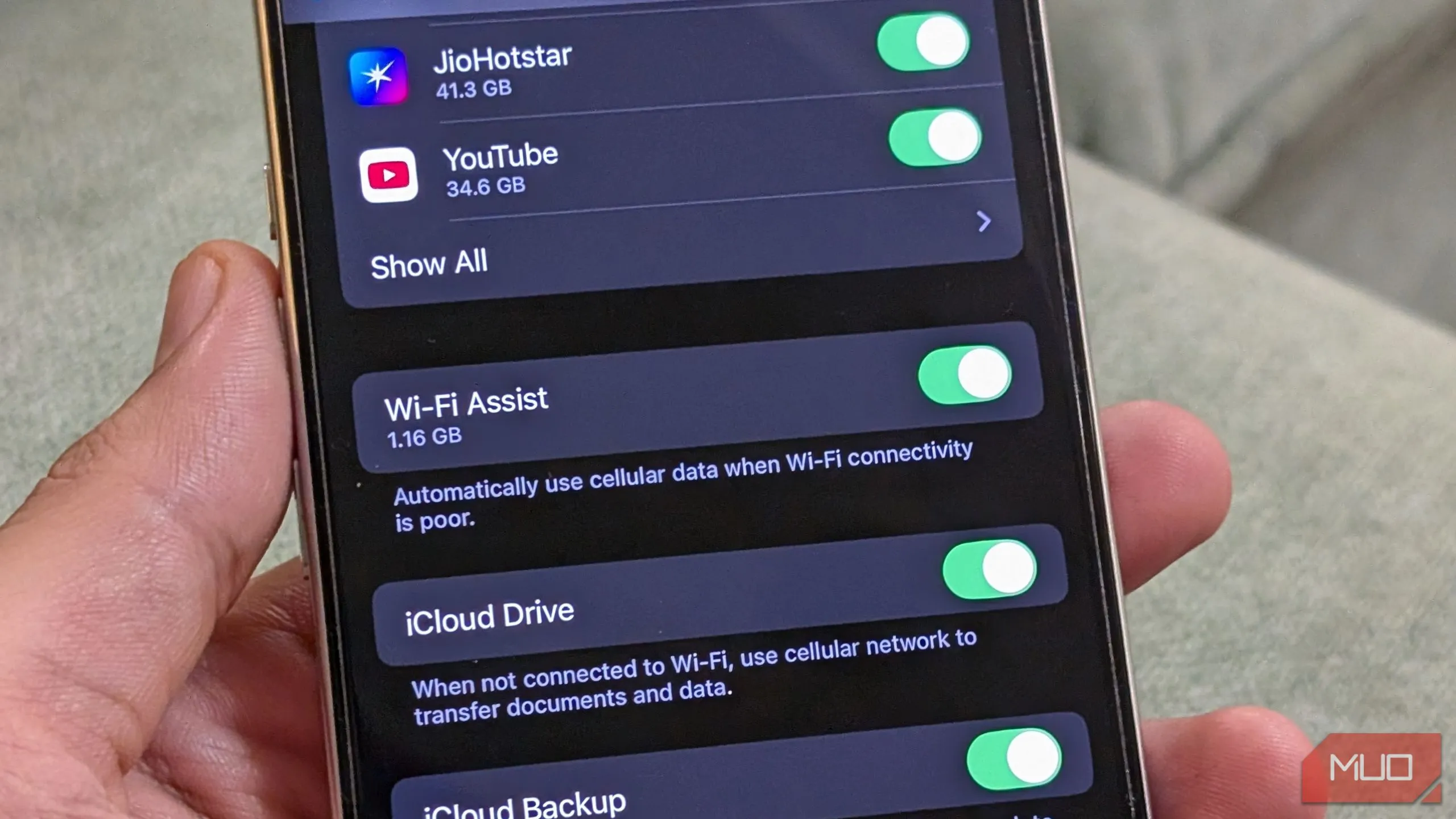 Cài đặt Hỗ trợ Wi-Fi trên iPhone