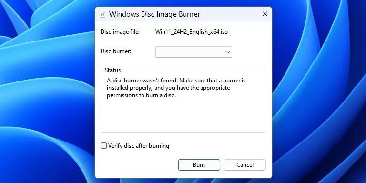 Công cụ Windows Disc Image Burner để ghi file ISO ra đĩa
