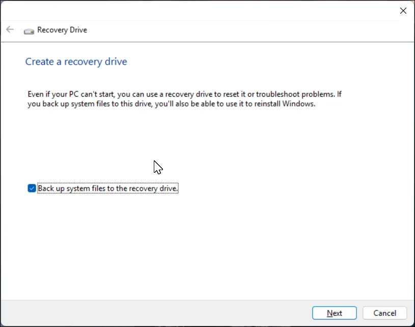 Cửa sổ công cụ Tạo ổ đĩa khôi phục trên Windows 11, chuẩn bị sao lưu tệp hệ thống vào USB