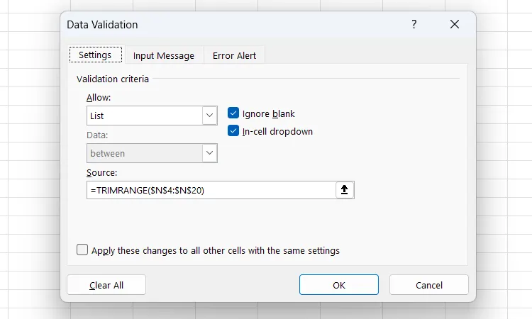 Cửa sổ Data Validation trong Excel, hiển thị cách thêm hàm TRIMRANGE vào trường &quot;Source&quot; để làm sạch danh sách.