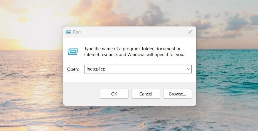 Cửa sổ lệnh Run trên Windows 11 với hộp thoại inetcpl.cpl để mở Tùy chọn Internet