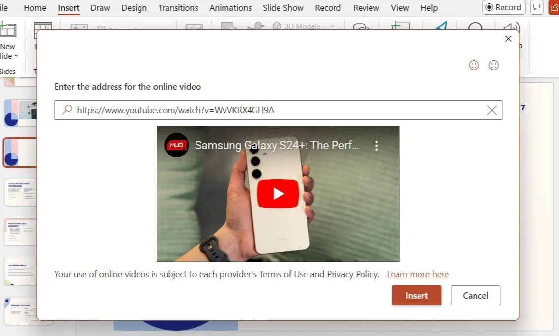 Cửa sổ Online Video trong PowerPoint với URL của video YouTube được dán vào.