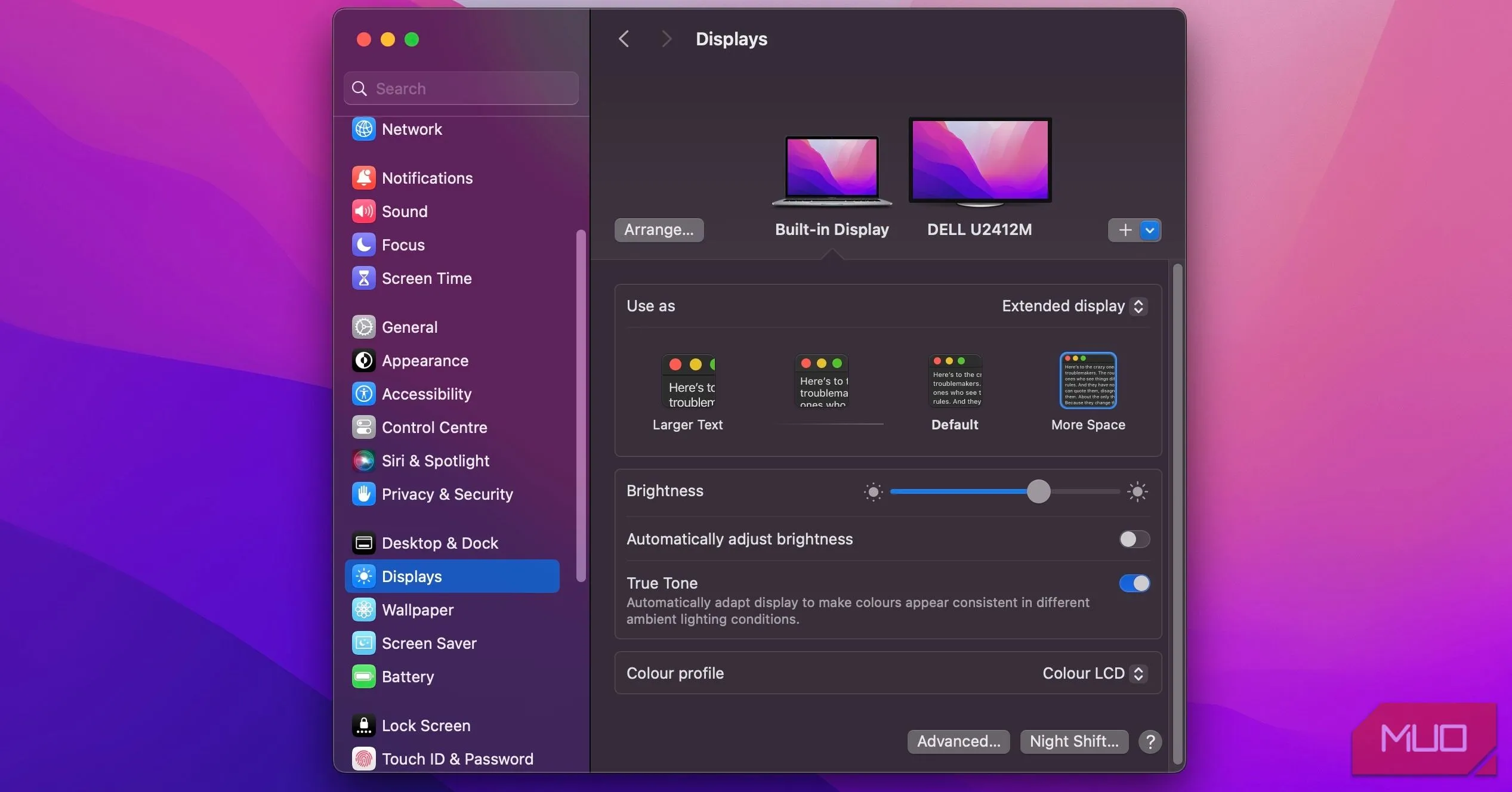 Giao diện cài đặt màn hình trong macOS Sonoma