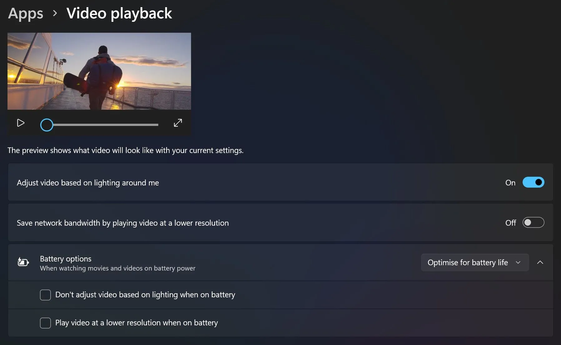 Giao diện cài đặt phát video trong phần Ứng dụng của Windows 11