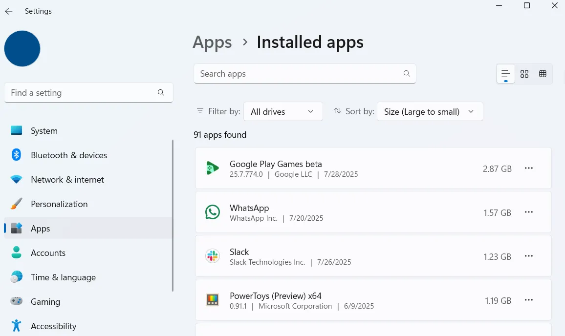 Giao diện Cài đặt Windows 11 hiển thị danh sách ứng dụng đã cài đặt theo kích thước