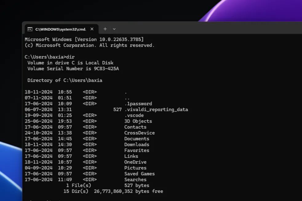 Giao diện cửa sổ Command Prompt (CMD) trên Windows 11 hiển thị các lệnh dòng lệnh cơ bản.