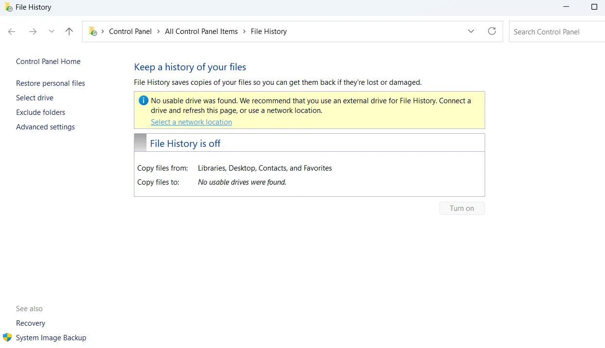 Giao diện File History trong Windows, hỗ trợ sao lưu dữ liệu tự động