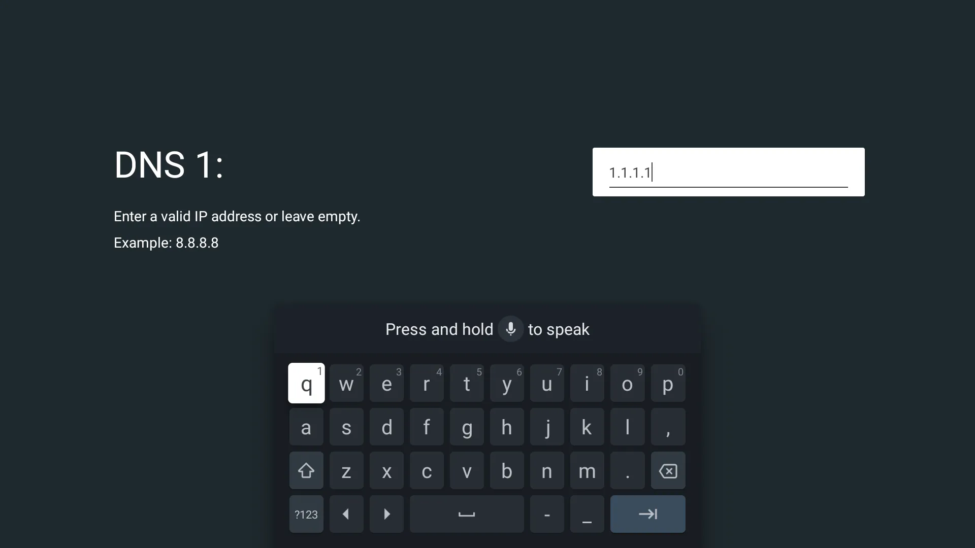 Giao diện nhập địa chỉ DNS 1.1.1.1 và 1.0.0.1 của Cloudflare vào cài đặt Smart TV.