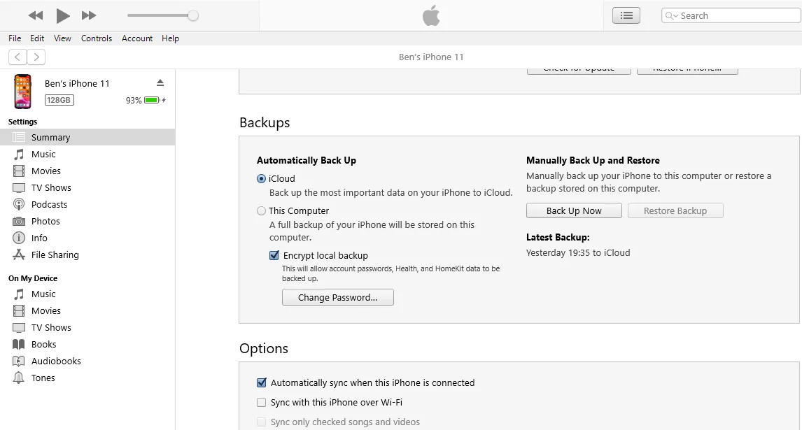 Giao diện sao lưu iPhone vào iTunes trên máy tính Windows hoặc Finder trên Mac