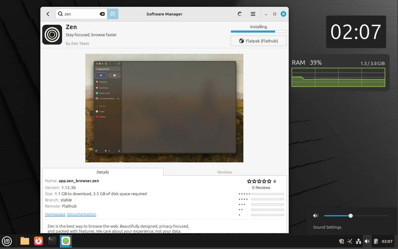 Giao diện Software Manager của Linux Mint, hiển thị các ứng dụng có sẵn và danh mục phần mềm