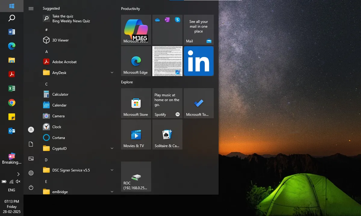 Giao diện Start Menu Windows 10 với thanh tác vụ nằm bên trái màn hình, thể hiện khả năng tùy biến vị trí.