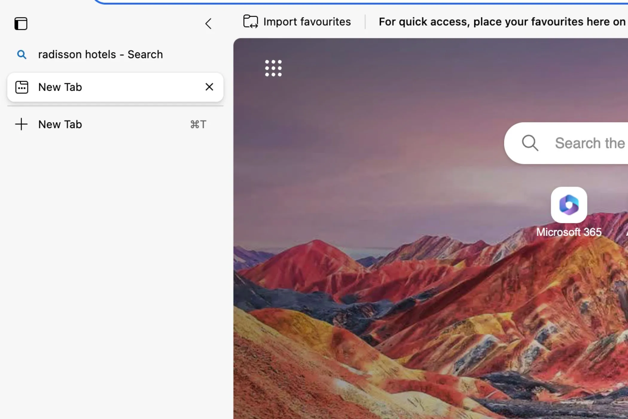 Giao diện tab dọc (Vertical Tabs) của Microsoft Edge giúp quản lý các thẻ trình duyệt hiệu quả