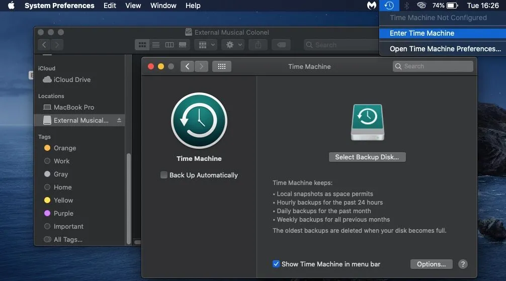 Giao diện Time Machine trên macOS, hiển thị tùy chọn sao lưu hệ thống