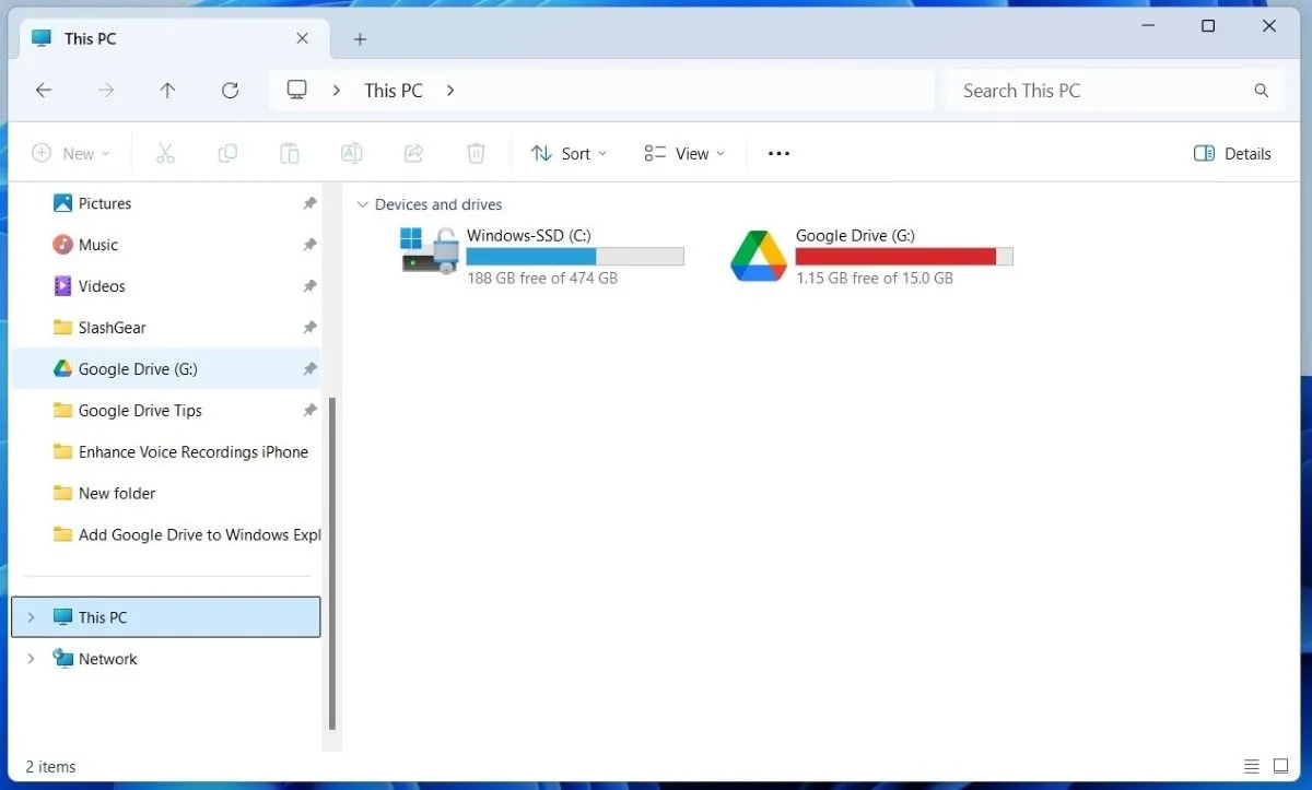 Google Drive hiển thị trong Windows 11 File Explorer, nhấn mạnh khả năng truy cập nhanh vào các ổ đĩa