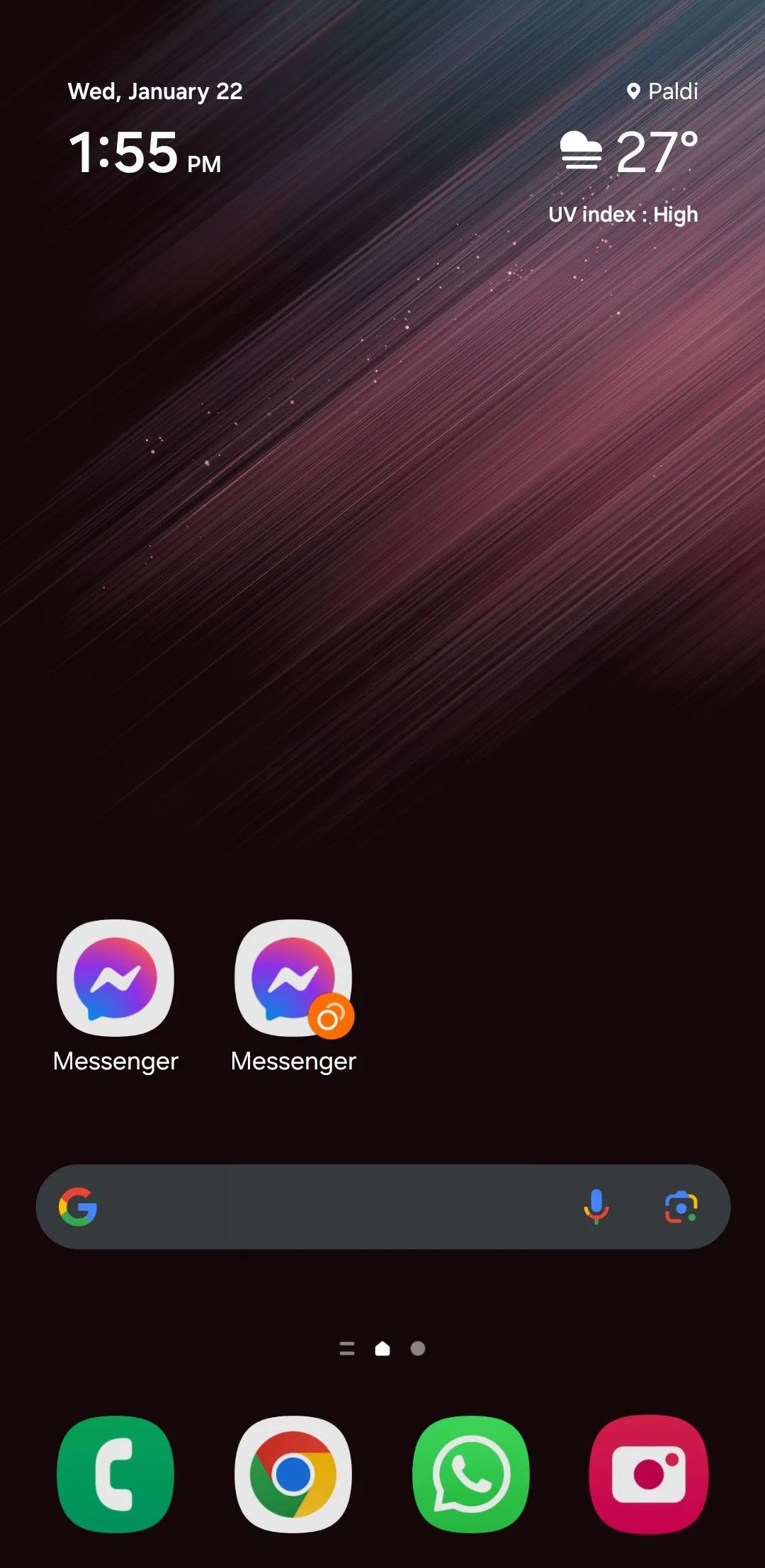 Hai bản sao của ứng dụng Messenger trên điện thoại Samsung