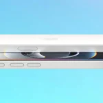 Hình ảnh mặt trước và mặt sau của iPhone 16e, một trong những mẫu iPhone mới hỗ trợ tính năng Visual Intelligence qua Nút Tác vụ.