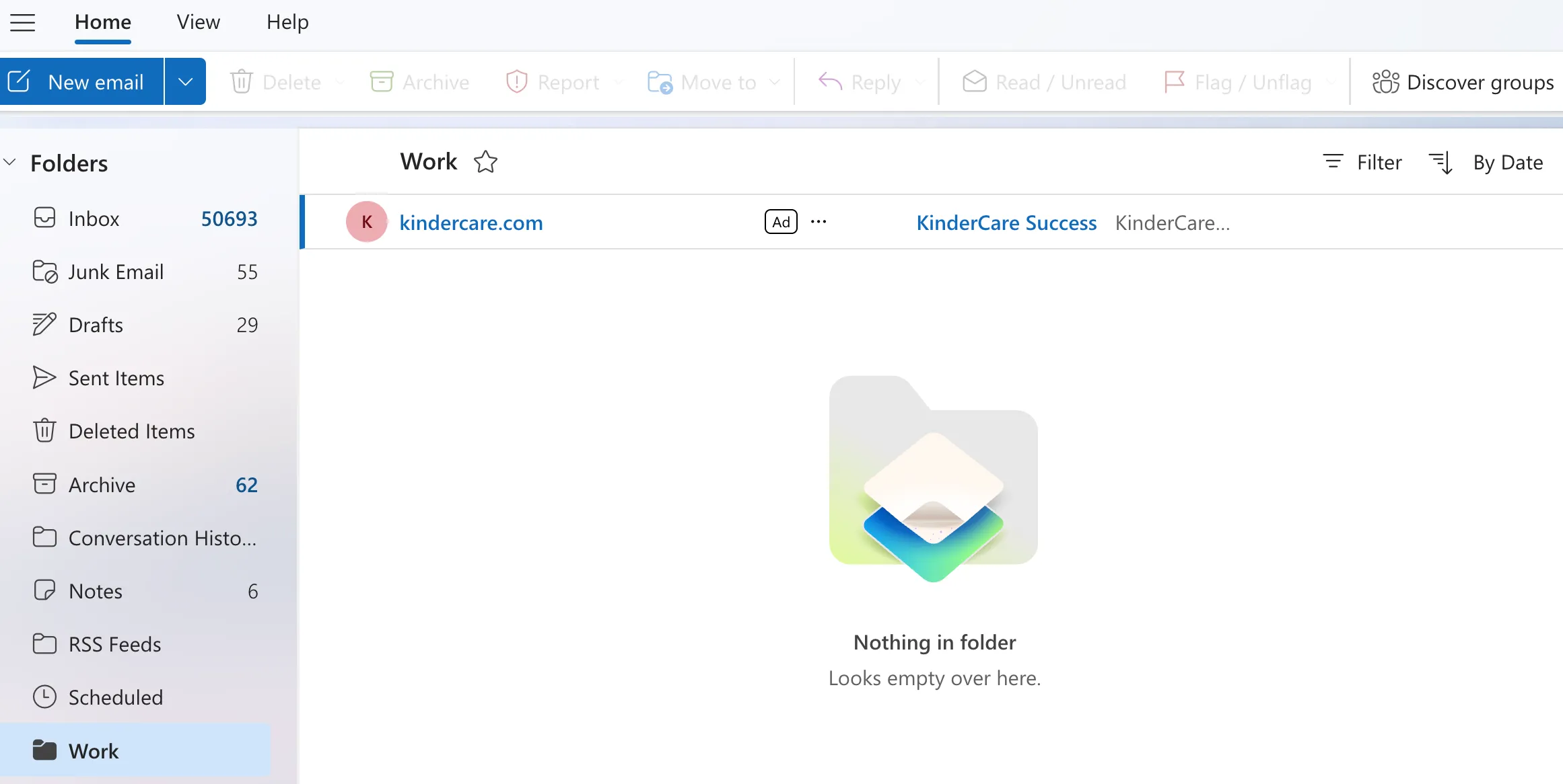 Hộp thư đến Microsoft Outlook hiển thị thư mục đã tạo, minh họa khả năng tổ chức email hiệu quả.