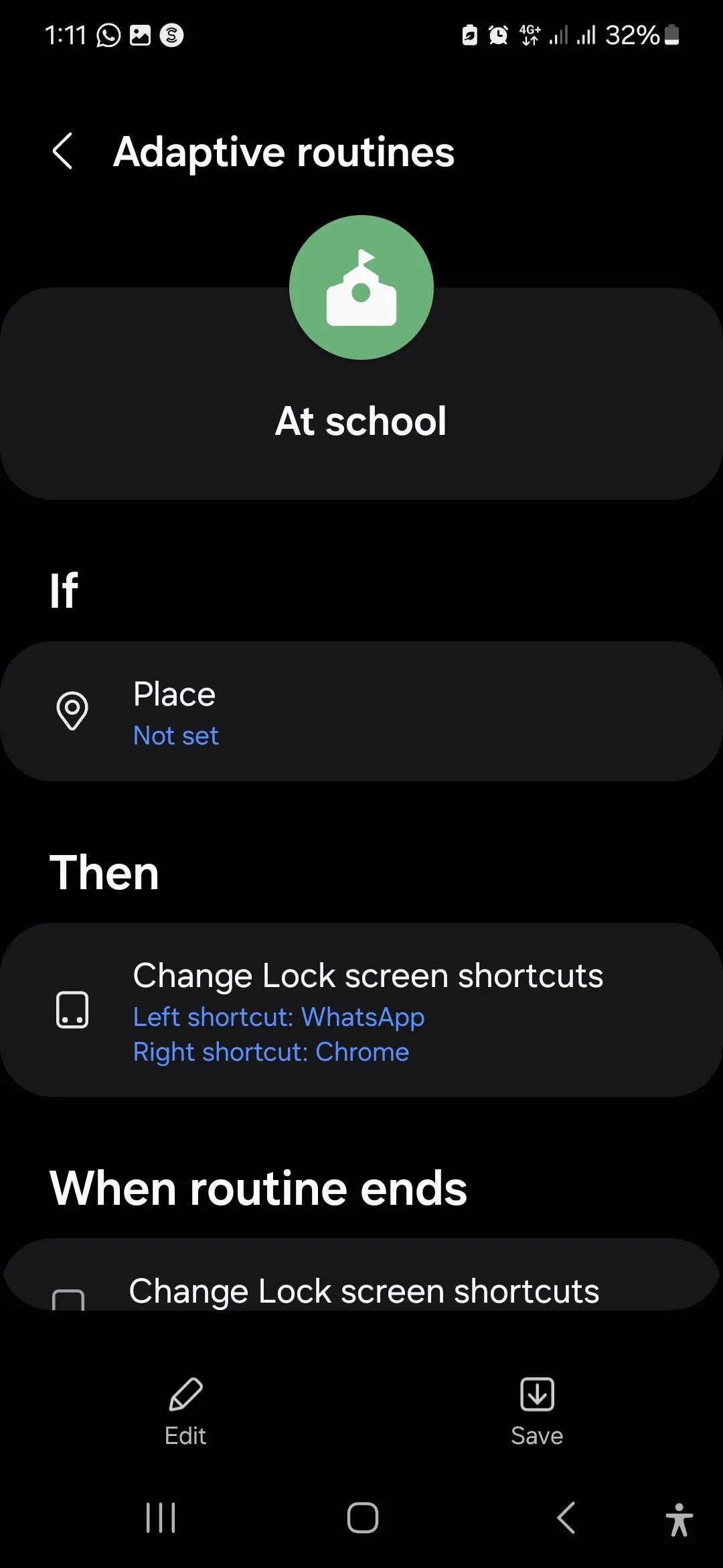 Màn hình cài đặt Quy trình đặt trước &quot;Khi ở Trường&quot; (At School Preset Routine) trong Samsung Modes &amp; Routines.