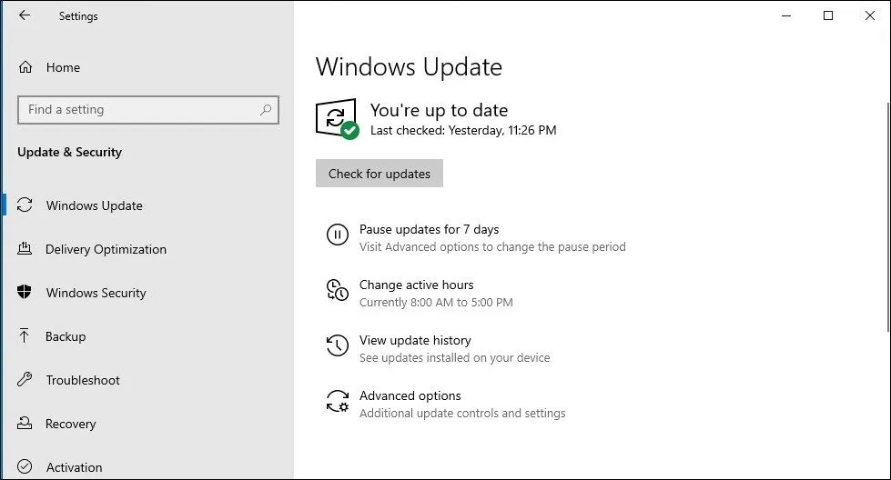 Màn hình hiển thị thông báo kiểm tra các bản cập nhật hệ thống cho Windows 10
