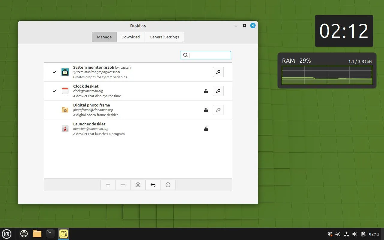 Màn hình Linux Mint với menu tùy chọn Desklet mở, minh họa khả năng tùy biến desktop linh hoạt.