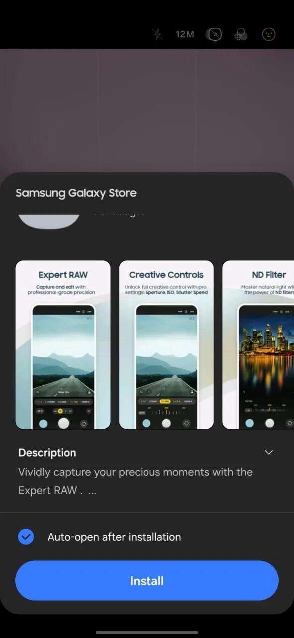Màn hình ứng dụng Galaxy Store hiển thị quá trình tải và cài đặt ứng dụng Expert RAW cho camera Samsung.