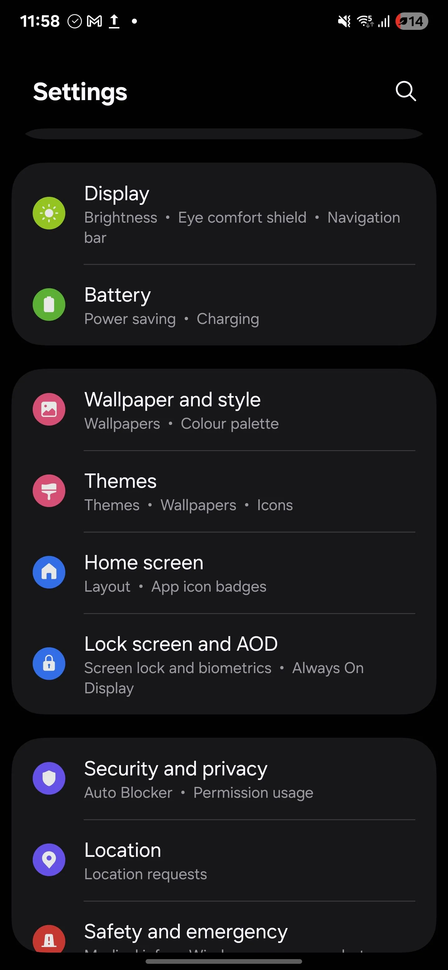 Menu Cài đặt pin trên Samsung Galaxy S25 Ultra, hiển thị các tùy chọn giới hạn sử dụng nền.