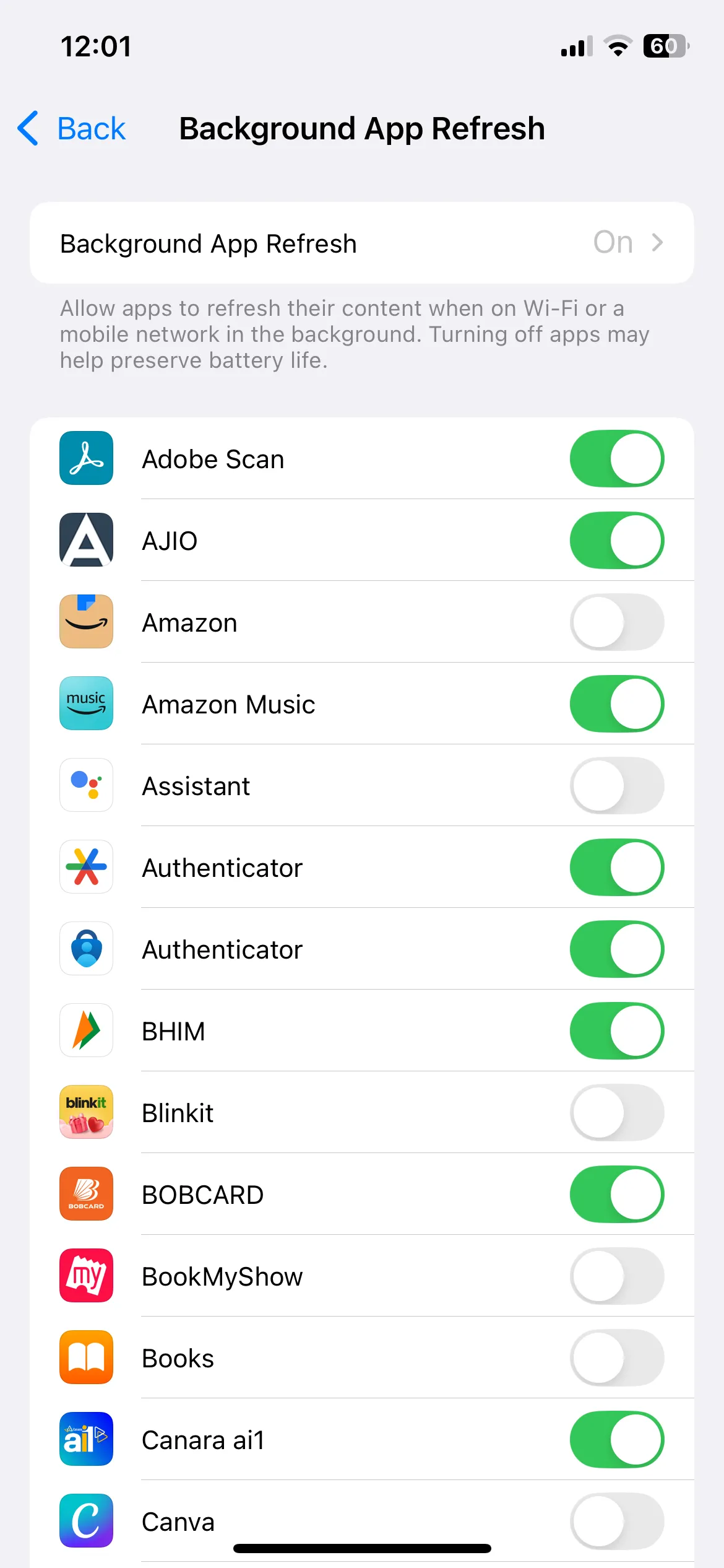 Menu &quot;Làm mới ứng dụng trong nền&quot; trên iPhone, hiển thị danh sách ứng dụng và tùy chọn tắt để tối ưu hóa hiệu suất và pin.