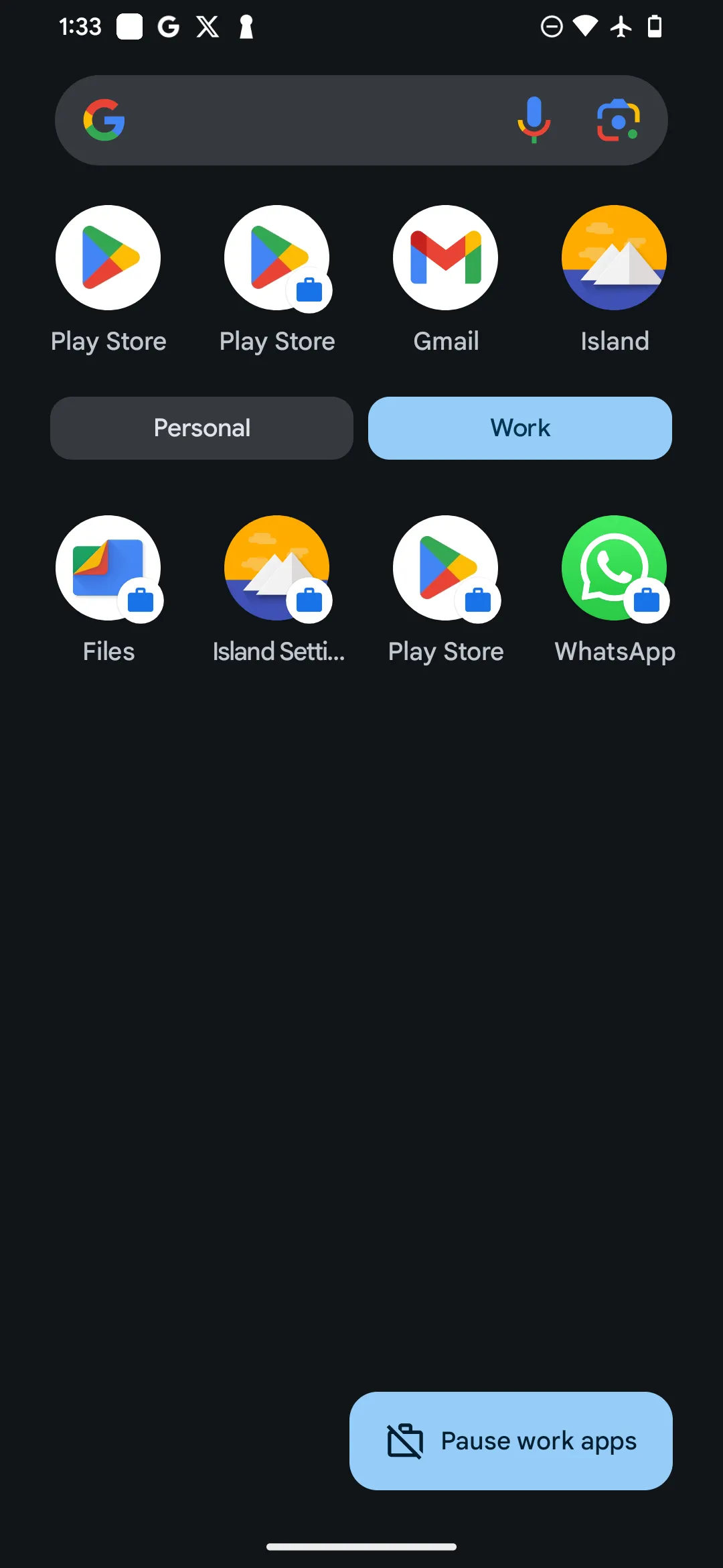 Ngăn kéo ứng dụng Android hiển thị mục Hồ sơ công việc (Work Profile) với các ứng dụng đã được nhân bản bởi Island và biểu tượng cặp tài liệu