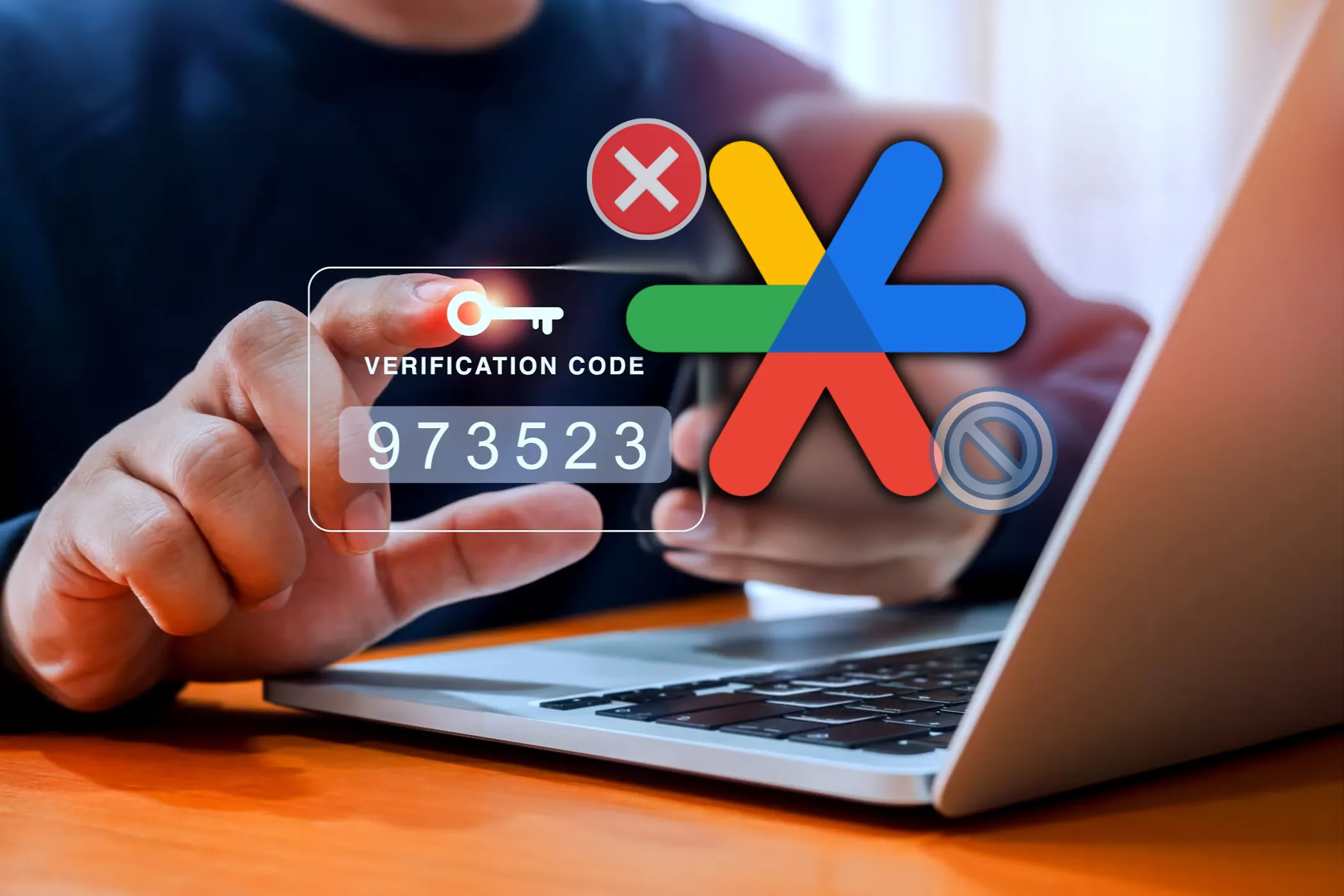 Người đàn ông nhập mã xác thực hai yếu tố trên điện thoại thông minh với logo Google Authenticator