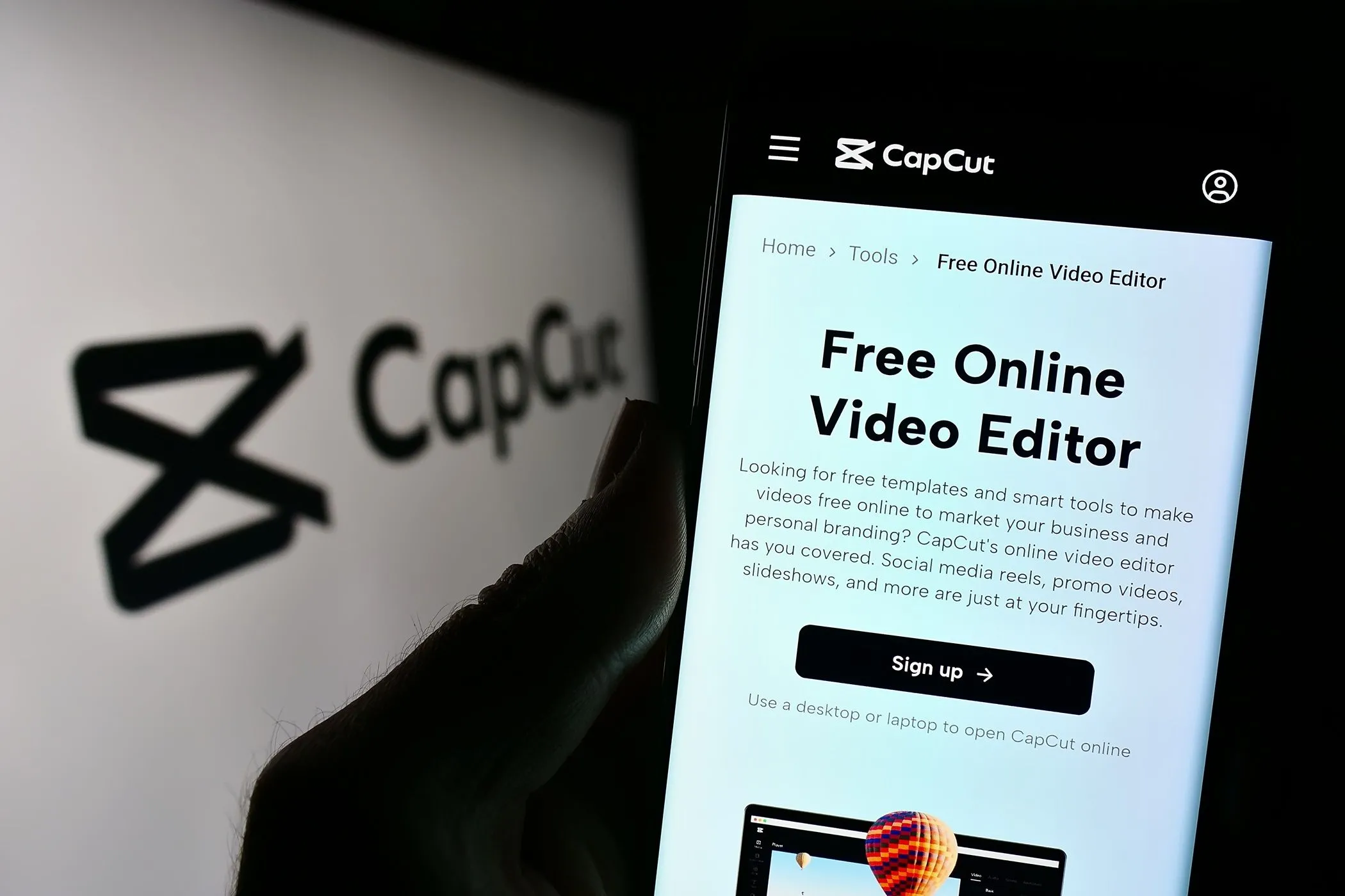 Người dùng đang trải nghiệm ứng dụng chỉnh sửa video CapCut, đối thủ trực tiếp của Edits của Meta