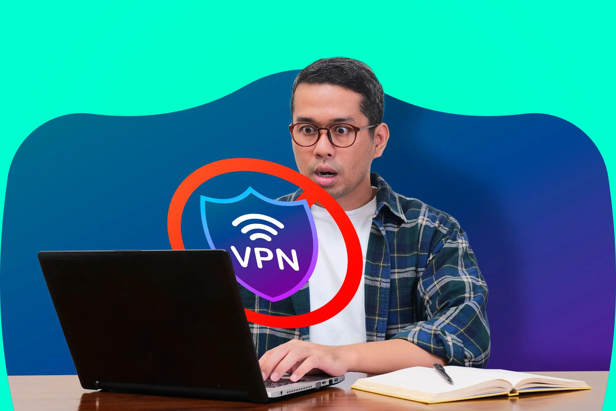 Người dùng laptop với biểu cảm ngạc nhiên khi kiểm tra tốc độ mạng với VPN đang bật