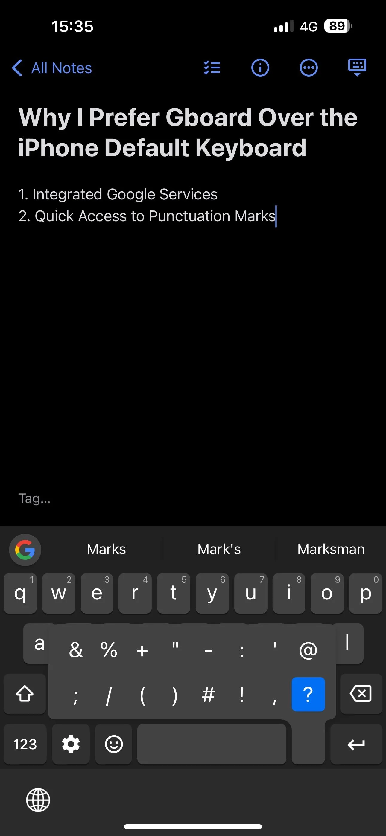 Người dùng nhấn giữ phím dấu chấm (.) trên bàn phím Gboard iPhone để hiển thị menu truy cập nhanh các dấu câu và ký hiệu phổ biến.