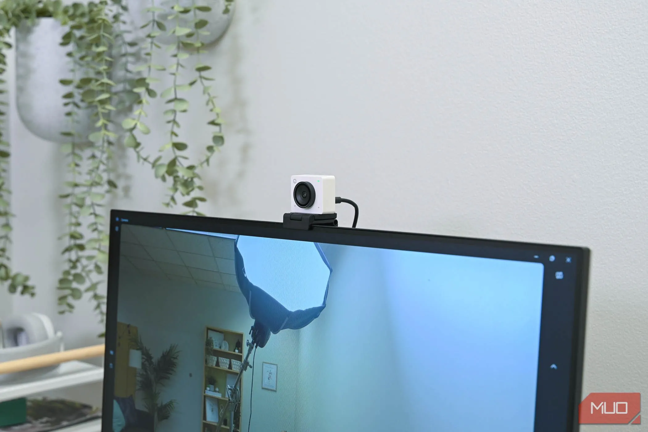 OBSBOT Meet 2 góc rộng trên màn hình