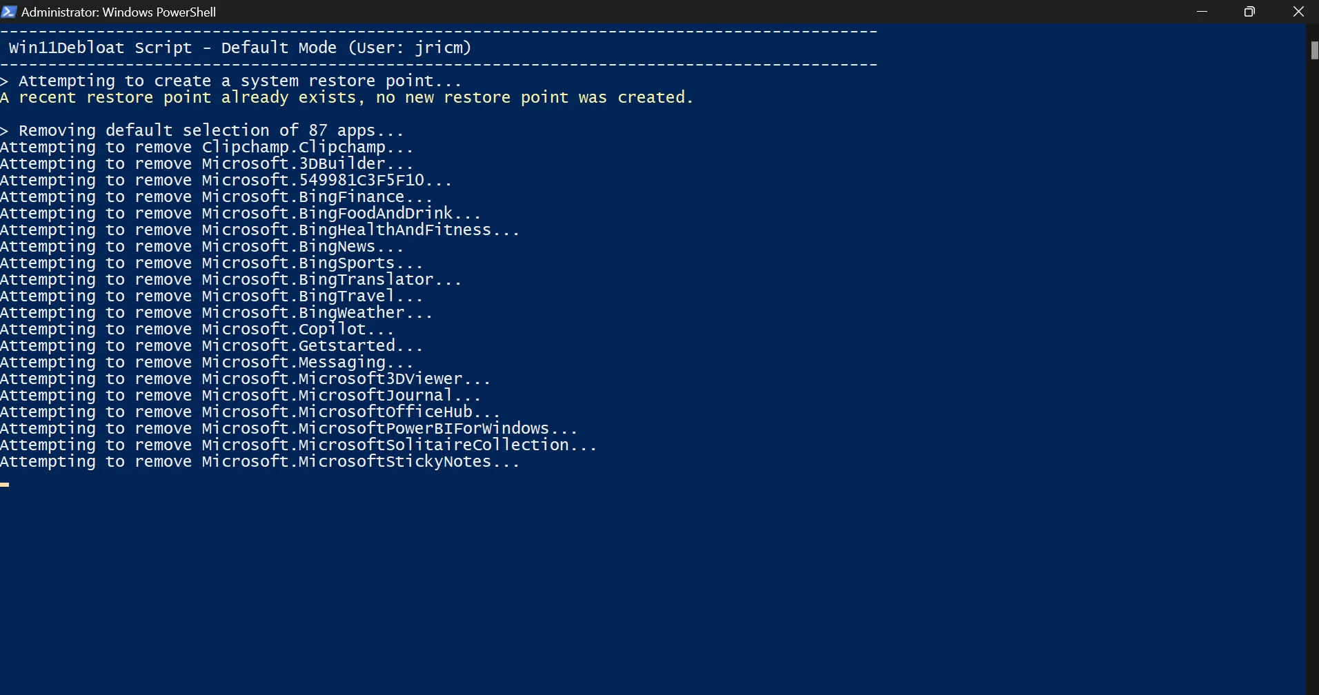 Sử dụng các tập lệnh để gỡ bloatware trên Windows