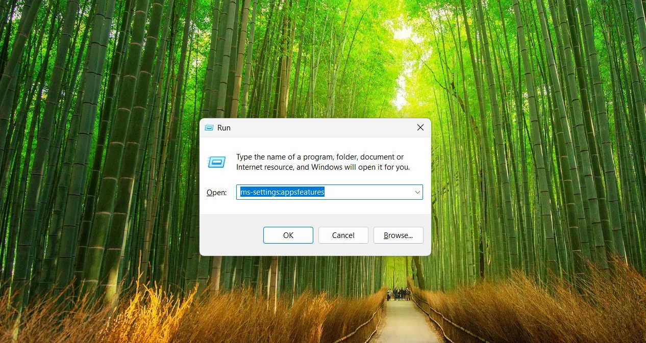 Sử dụng lệnh Run để mở Installed apps trên Windows 11