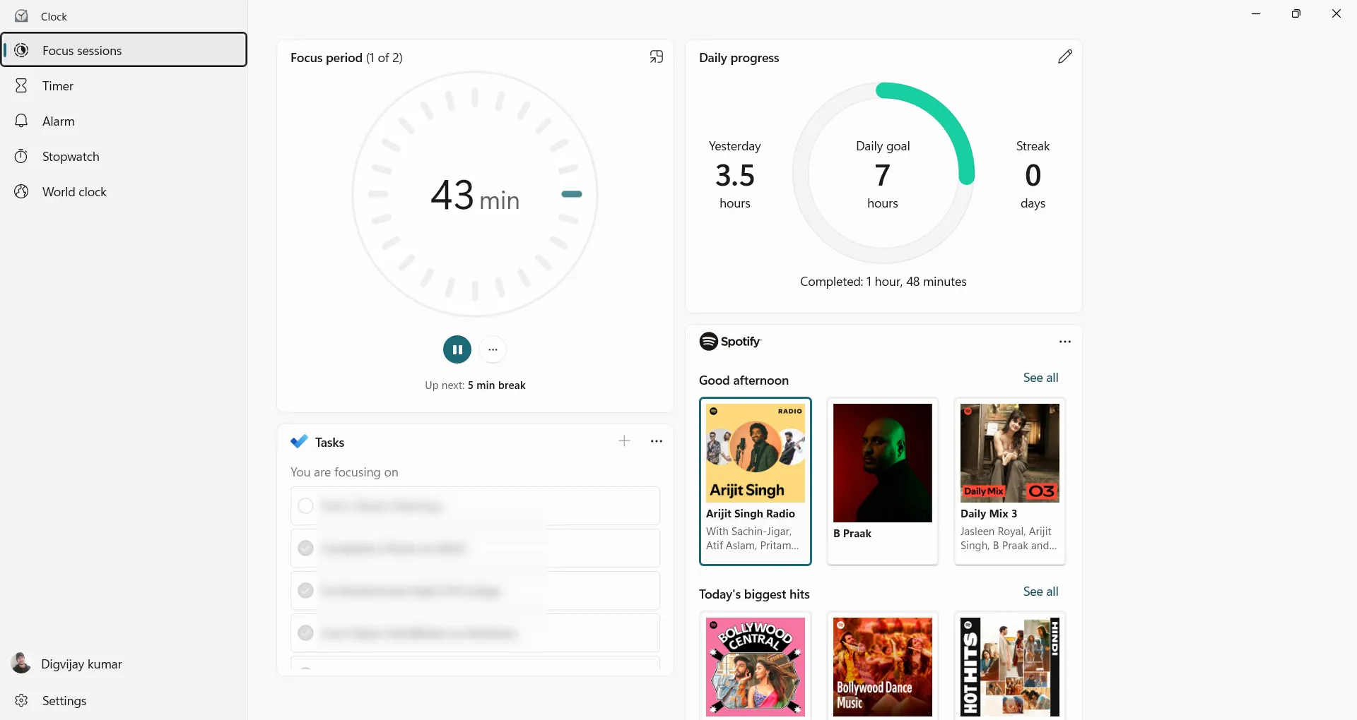 Thanh tiến độ mục tiêu hàng ngày trong Phiên Tập Trung của Windows, kèm tùy chọn tích hợp Spotify