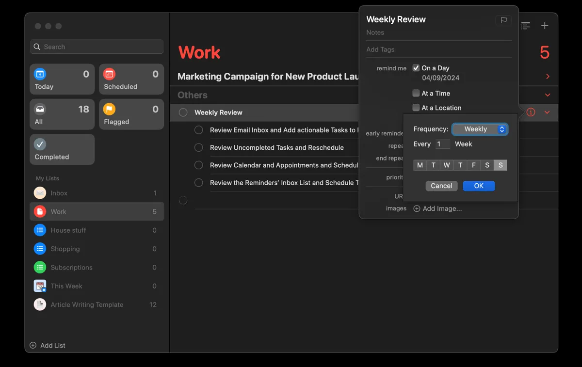 Thiết lập nhắc nhở &quot;Weekly Review&quot; với tần suất lặp lại hàng tuần trong ứng dụng Apple Reminders, giúp duy trì thói quen quản lý công việc định kỳ.