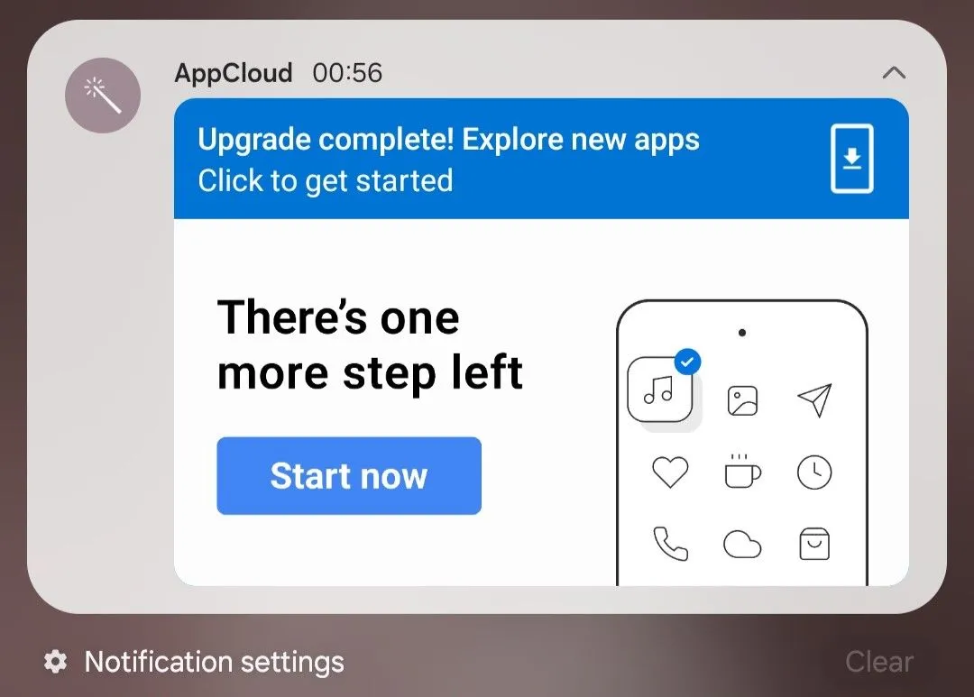 Thông báo từ AppCloud trên điện thoại Samsung mời khám phá ứng dụng mới sau khi cập nhật phần mềm.