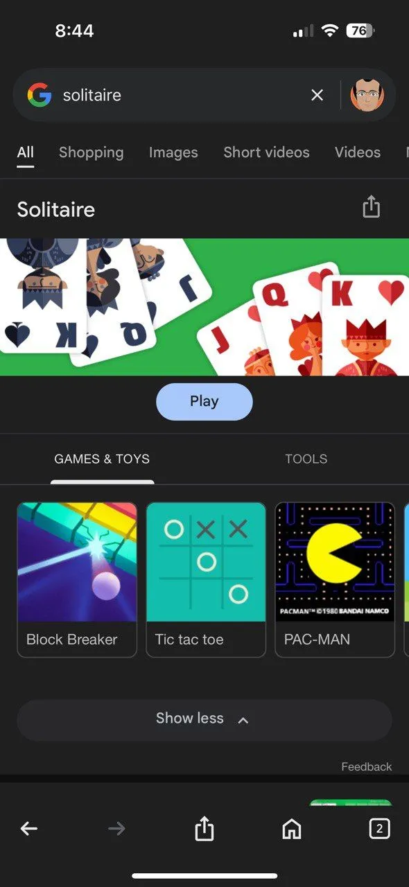 Trải nghiệm các trò chơi giải trí tích hợp như Tic-Tac-Toe ngay trong ứng dụng Google trên iPhone