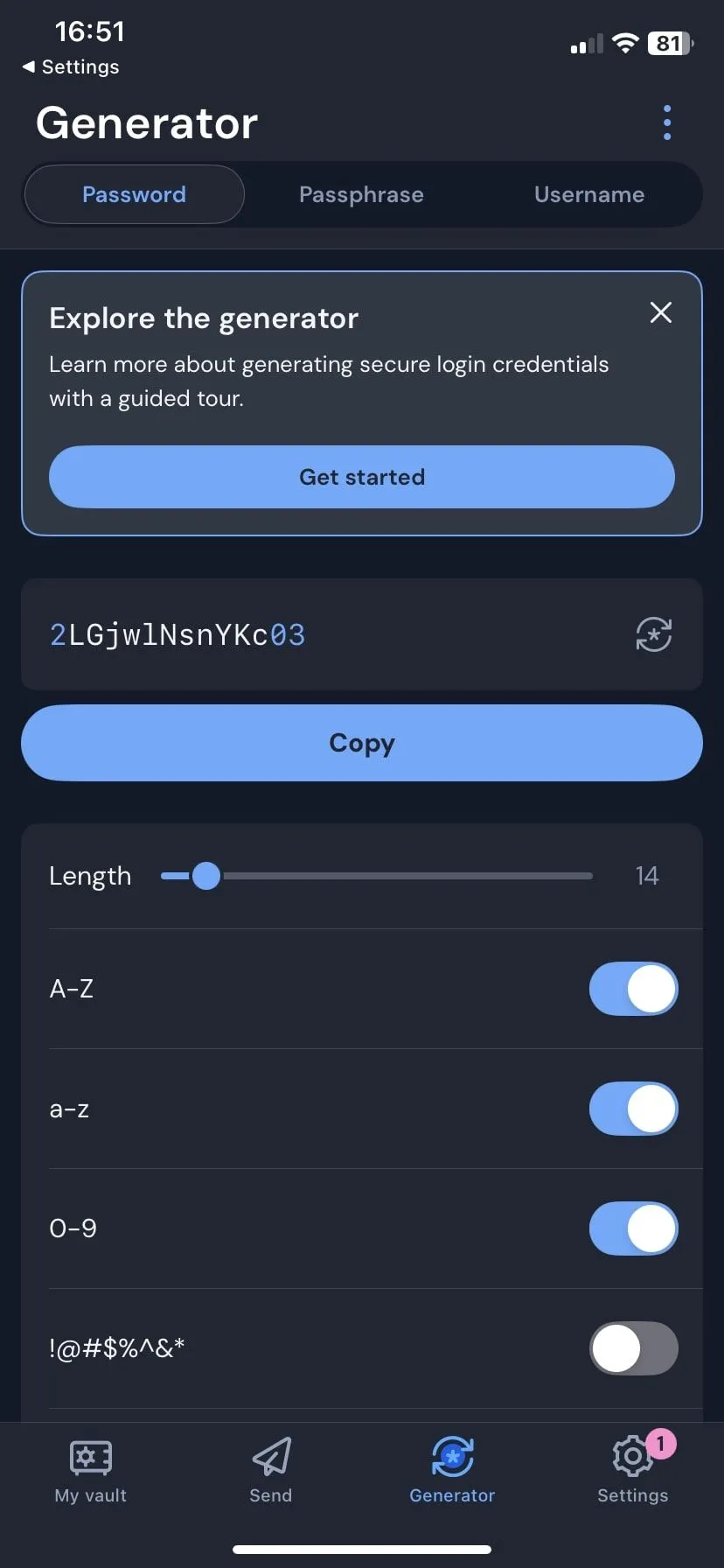 Trình tạo mật khẩu mạnh của ứng dụng Bitwarden, giúp bảo vệ tài khoản iPhone