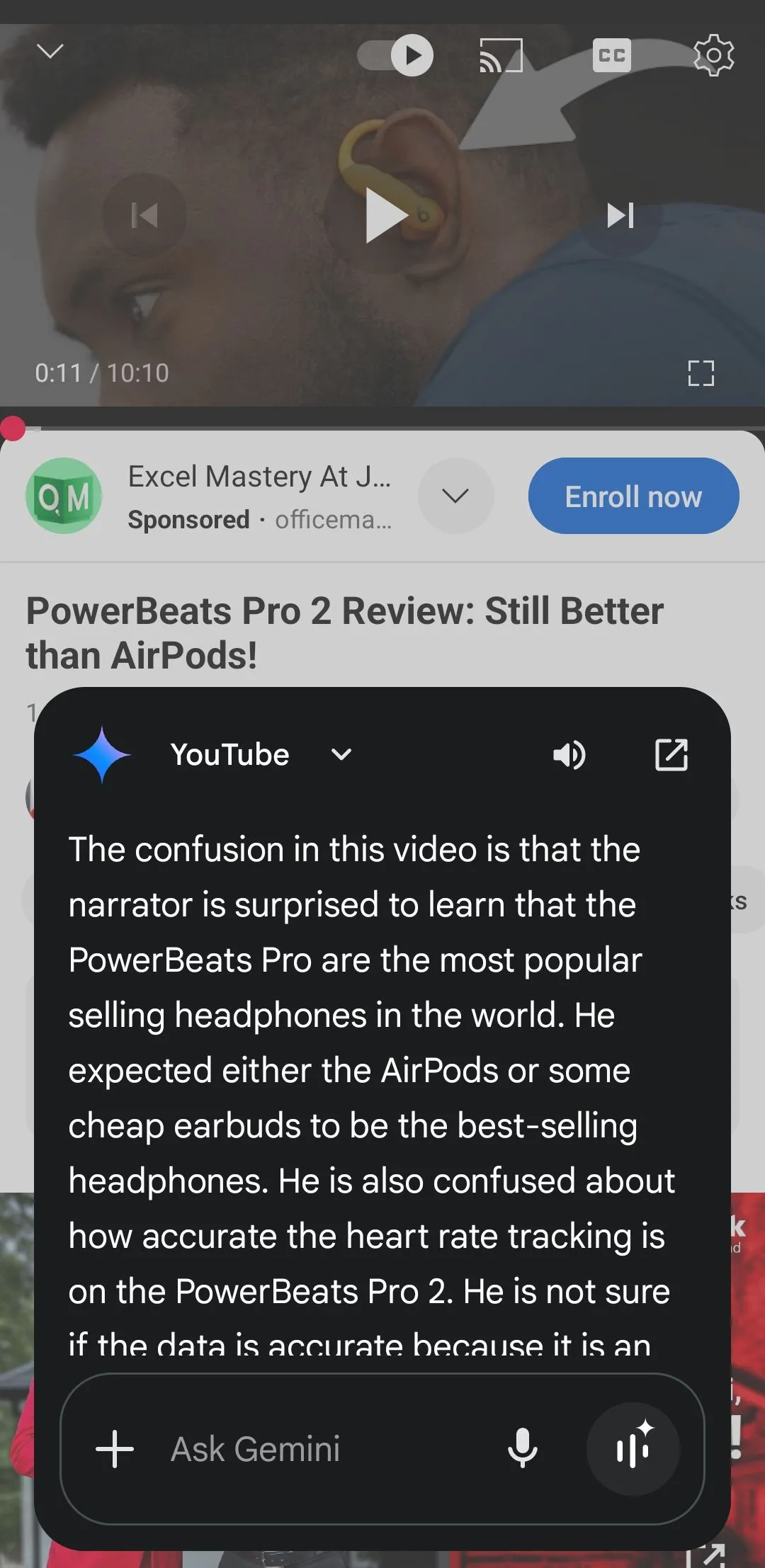 Trợ lý Google Gemini hiển thị tóm tắt nội dung video YouTube về tai nghe PowerBeats Pro 2