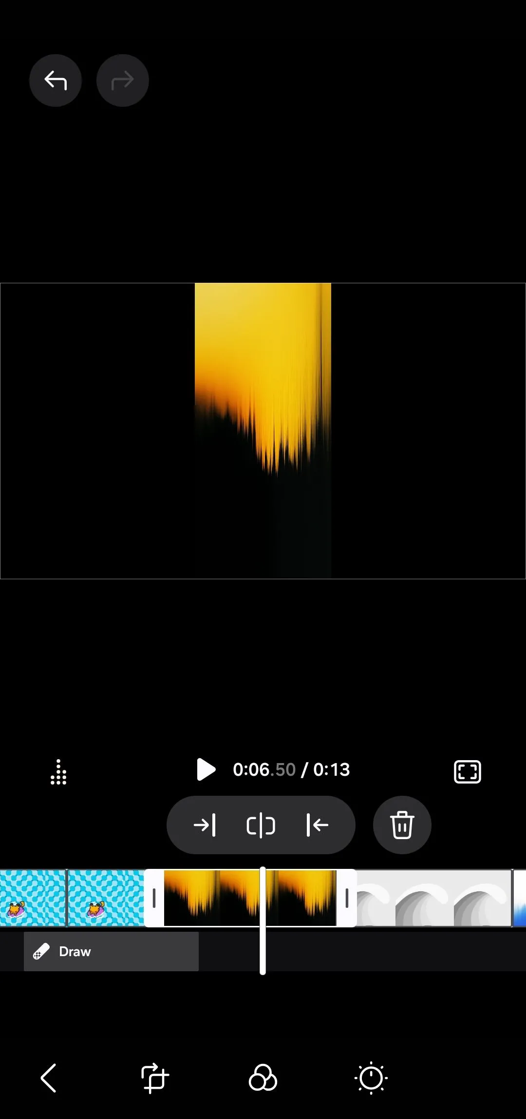 Tùy chọn cắt video (Split) trong Samsung Studio trên điện thoại Galaxy