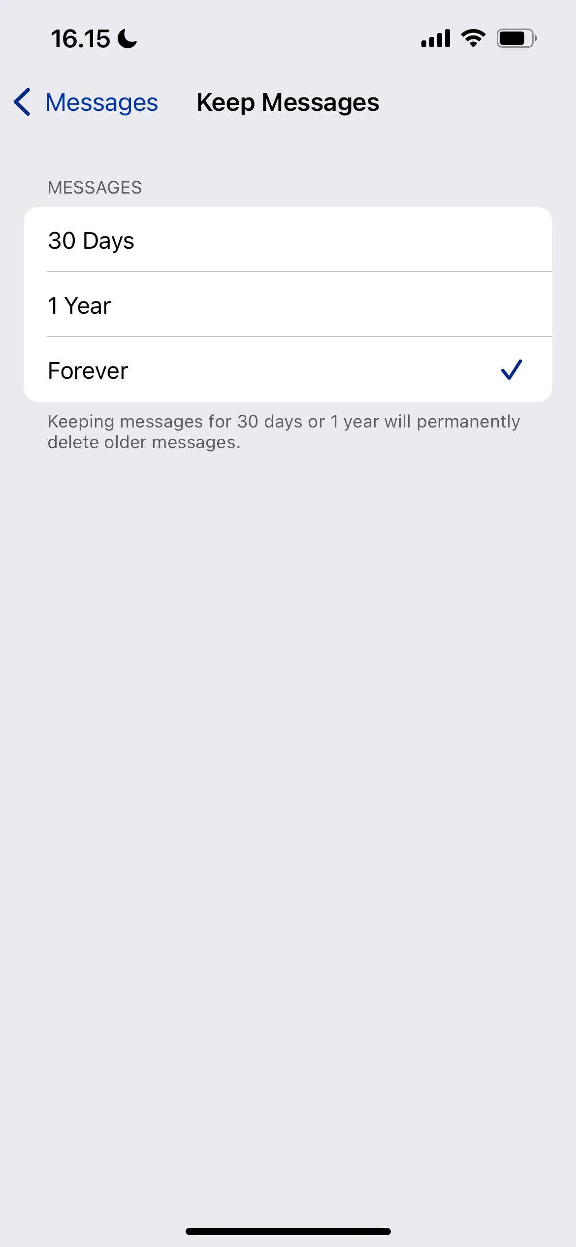 Tùy chọn thay đổi thời gian lưu trữ tin nhắn trong cài đặt iCloud trên iPhone
