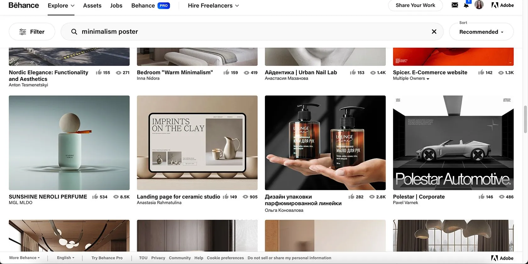 Ví dụ về thiết kế tối giản (Minimalism) với không gian trắng và chữ tinh tế trên Behance.