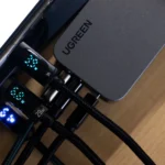 Bộ sạc nhanh Ugreen Nexode Pro 100W USB-C với màn hình hiển thị công suất đầu ra, minh họa hiệu quả sạc nhanh