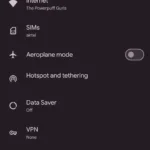 Giao diện Cài đặt Android, hiển thị tùy chọn 'Internet' để quản lý kết nối Wi-Fi.